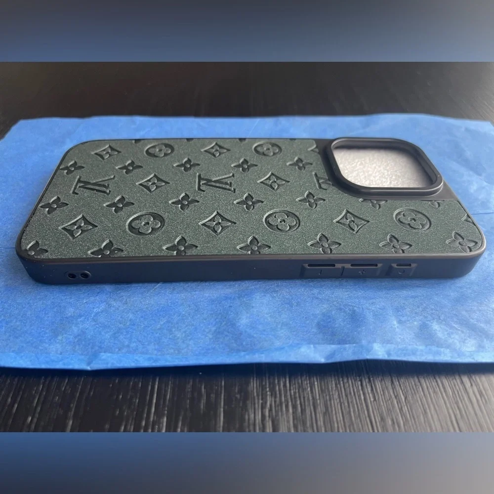 🍀iPhone 15 pro max Dark Green FLET phone Case🍀